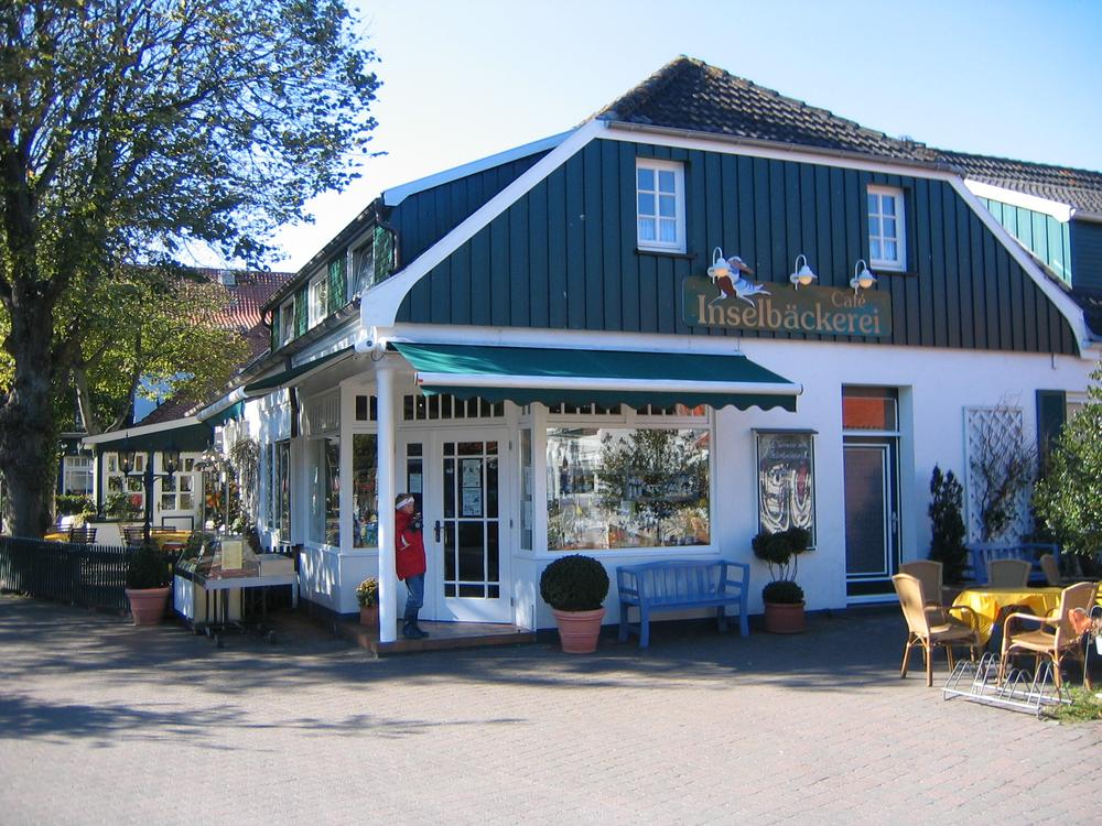 Inselbäckerei im Dorf